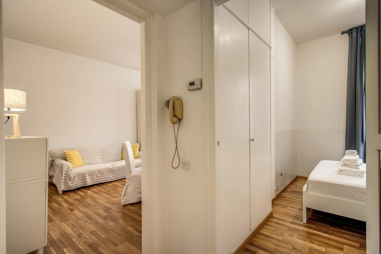 Family Room In Via Del Corso Central Rome Exterior photo